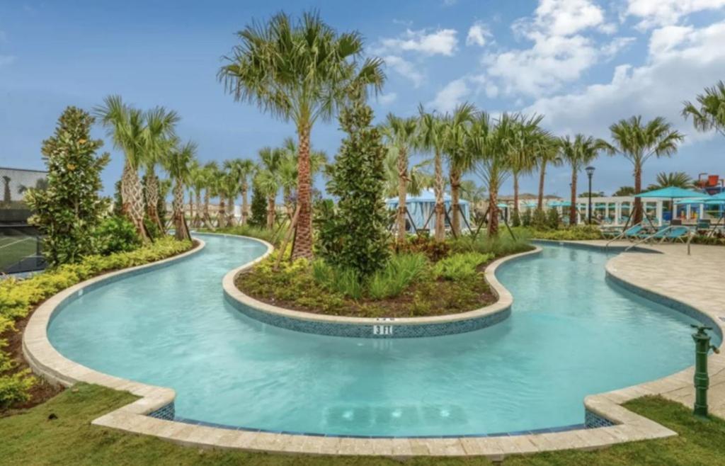 5 Bedrooms - 4,5 Bathrooms - Windsor at Westside 8928 SA Orlando Eksteriør billede